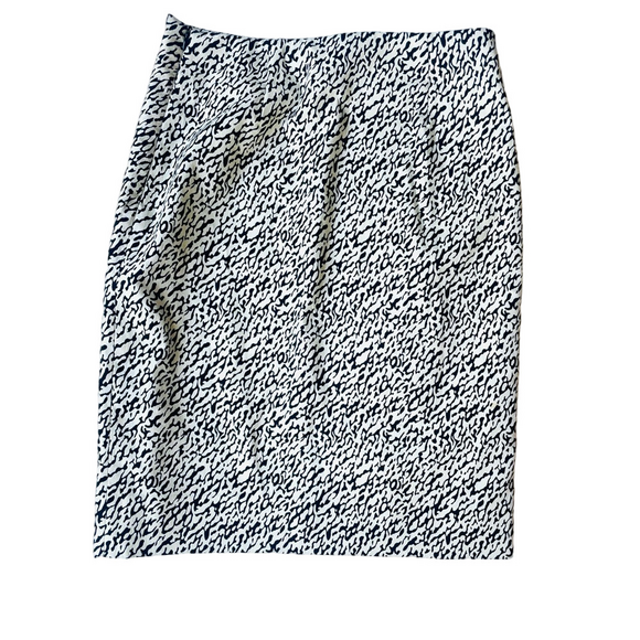 Diane Von Furstenberg Dresses & Skirts - DIANE VON FURSTENBERG DVF BLYTHE SNAKE JACQUARD PENCIL SKIRT SIZE 8